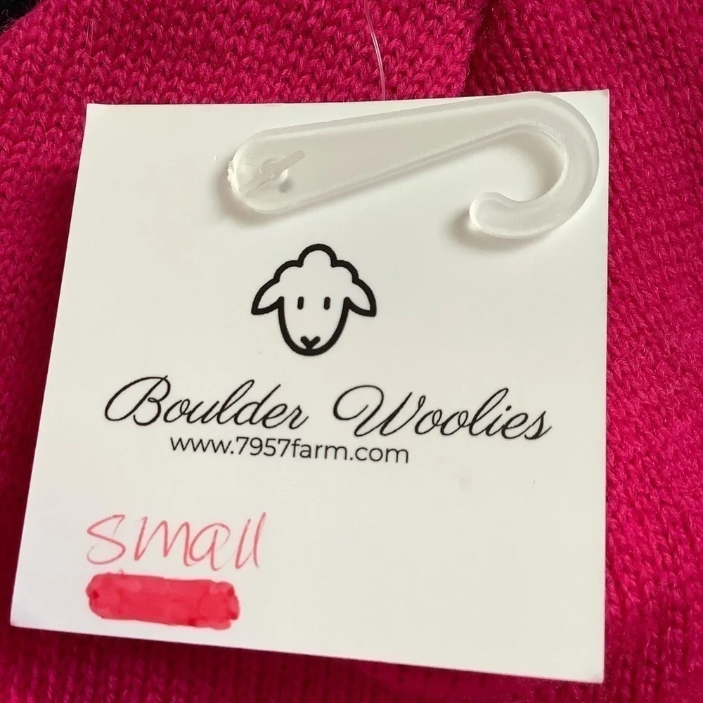 NWT Boulder Woolies Pink & Grey Beanie